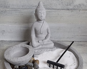 Zen Garten, Beton, Buddha, Harke, Steine, Sand, Kerzenhalter, Neu, Meditation, Entspannung, Zufriedenheit