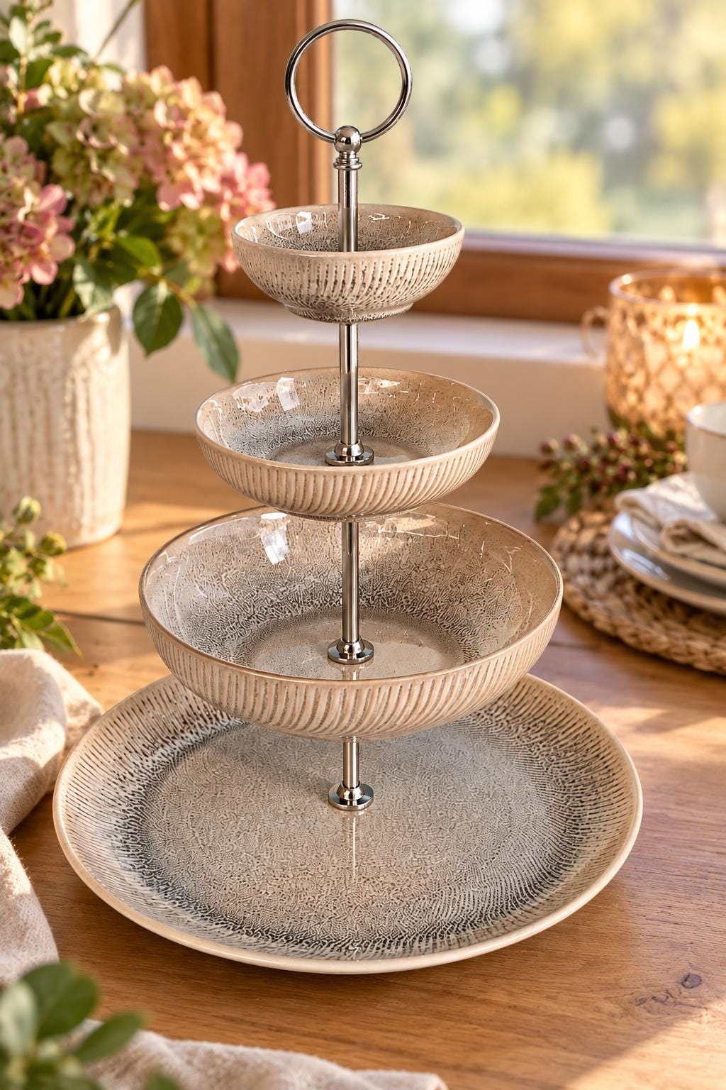 Tortenplatte mit fuß glas