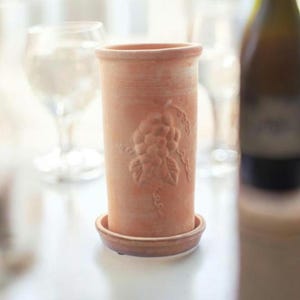 Rustikaler Terrakotta-Weinkühler mit Unterteller – Natürlich stilvoll gekühlt, Flaschenkühler