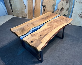 Live Edge Walnut Resin River Dining Table: Solid Wood Kitchen Furniture