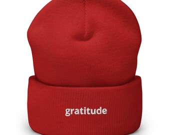 Gorro bordado con puños y mensaje de gratitud: un divertido gorro de invierno