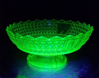 Vintage Vaseline Glass Cracker Bowl: Richards and Hartley Three Panel EAPG