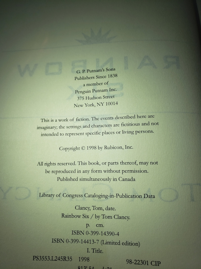 Vintage Tom Clancy Rainbow Six Hardcover First Edition - Copyright 1998, The Hunt For Red October image 6