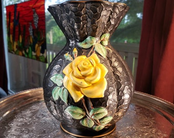 Black Texture Flower Vase With Yellow 3D Rose,  Retro Vase, Rose Flower Vase, Farmhouse Decor       >>> FREE SHIPPING <<<