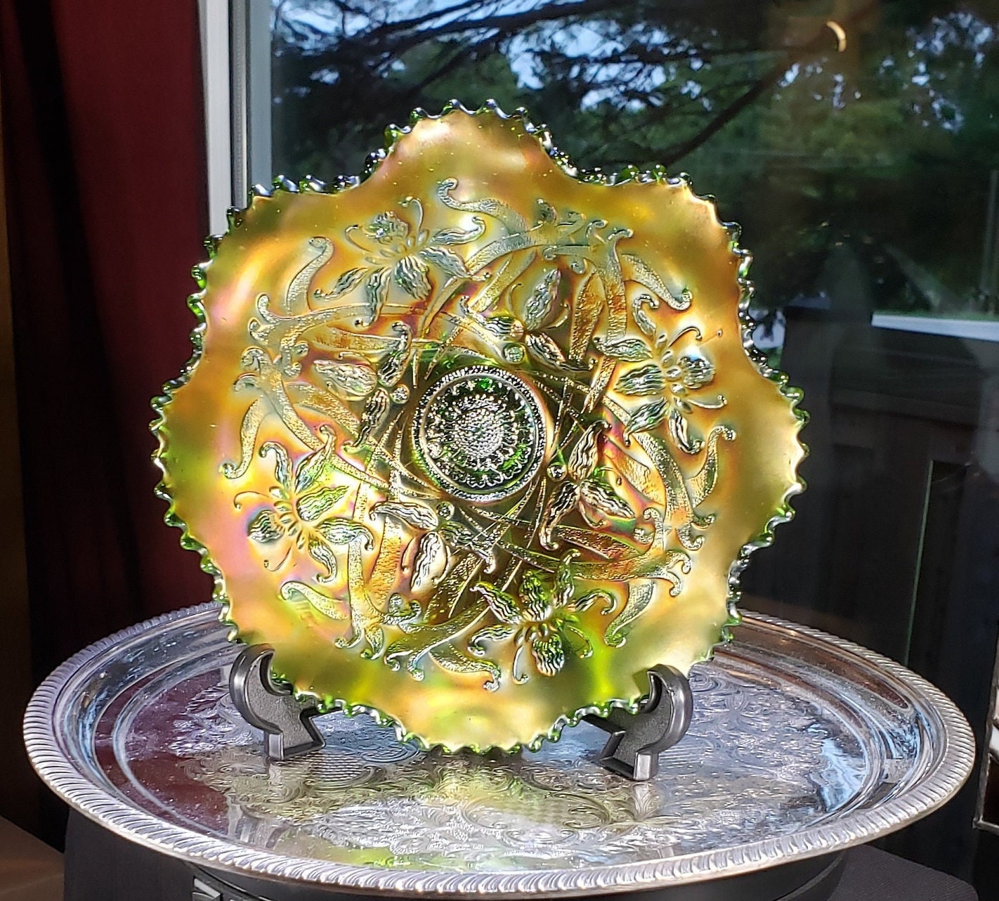 Northwood Wishbone Pattern, GREEN Carnival Glass Footed Bowl