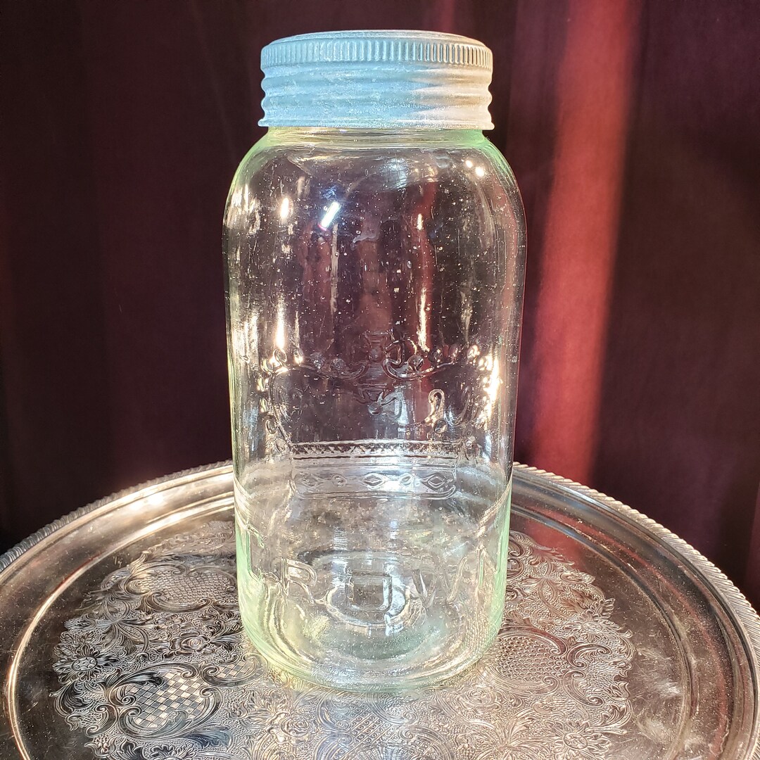 Vintage Crown Jar With T Eaton 1920 Toronto and Winnipeg, Half Gallon