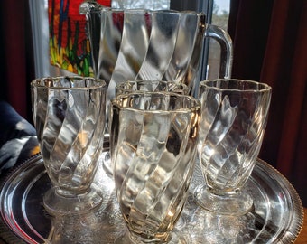 Spiral Pattern Footed Glass Pitcher and 4 Drinking Glass Set , Retro Pitcher, Vintage Pitcher, Twisted  Optic        >>>FREE SHIPPING <<<