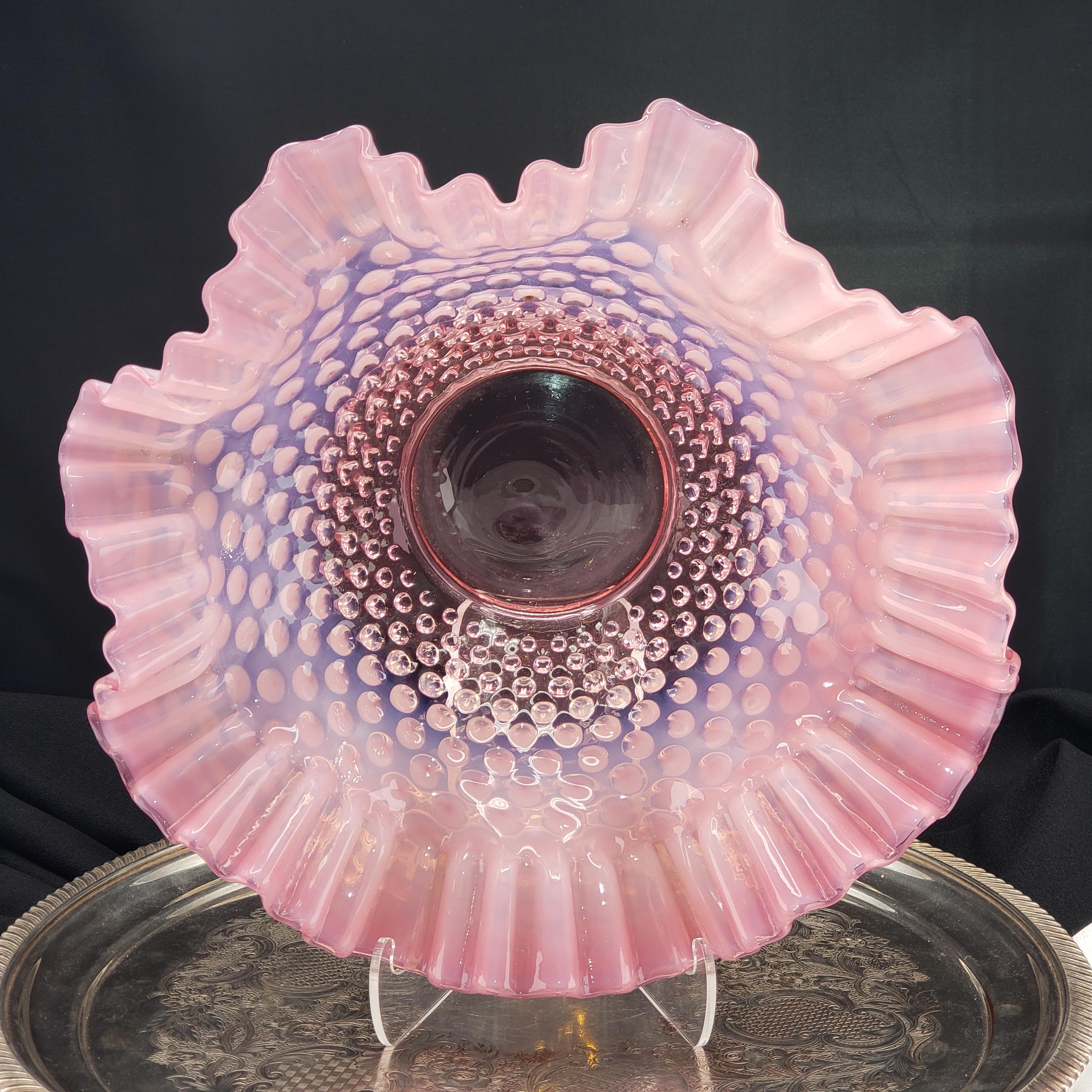 FENTON ピンク オパールセント ガラスボウル フリルエッジ Vintage Fenton Pink Hobnail Ruffle Bowl - Opalescent Cranberry