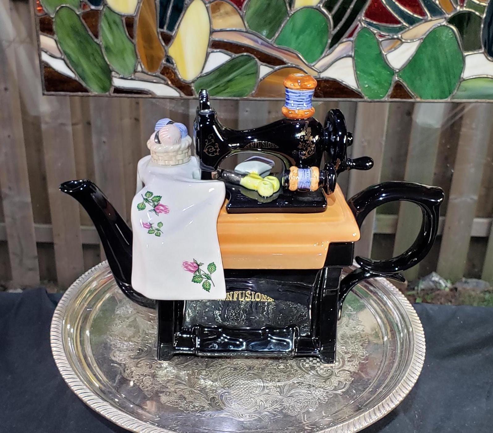 Paul Cardew Teapot: Sewing Machine Music Box - Etsy