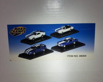 Vintage Road Champs Mustang Set: 1/43 Scale Collectible Fords