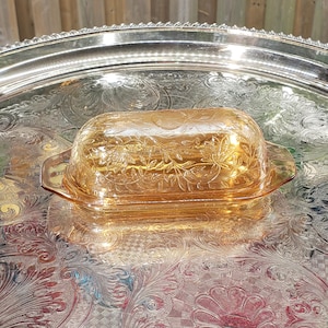 Vintage FLORAGOLD LOUISA Jeannette Glass Covered Butter Dish, Iridescent Glass, Peach Luster Dish, Depression Glass, Free Shipping
