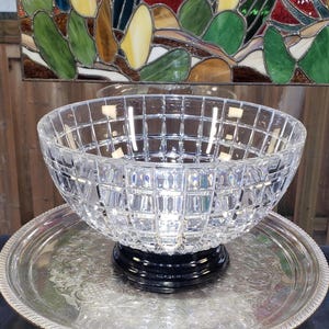 Tiffany & Co. Floral Vine Crystal Bowl. Designed by Josef Tiffany & Co. Floral Vine Crystal Bowl. Designed by Josef