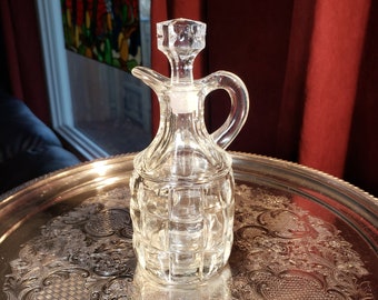 Oil or Vinegar Cruet - Oil & Vinegar Bottle -  Barrel Shape !                   >>> FREE SHIPPING <<<