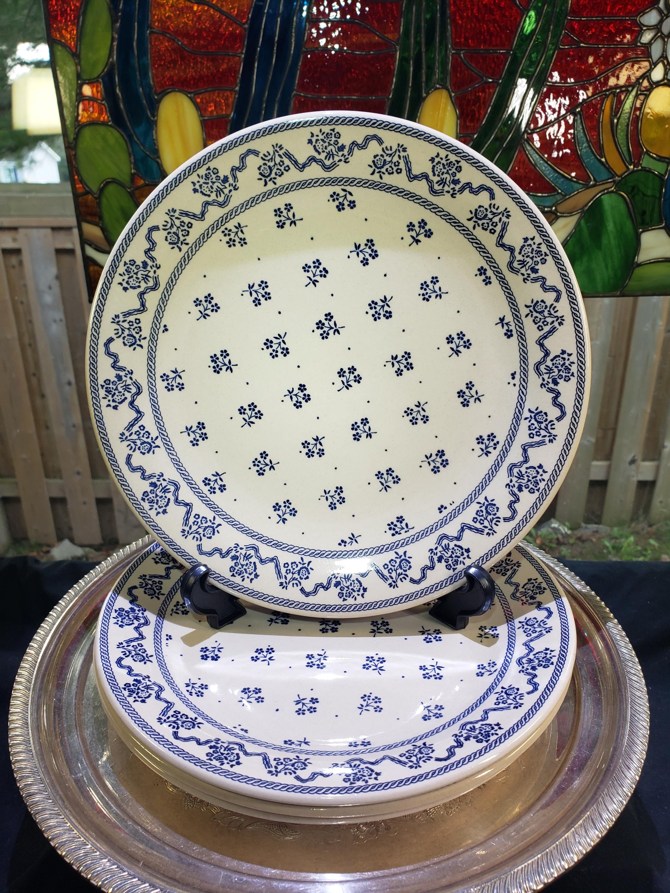 Vintage Laura Ashley Petite Fleur Dinner Plates - Set of 4 - Etsy