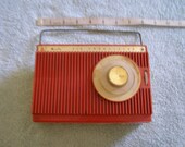 Vintage Arvin Transistor radio