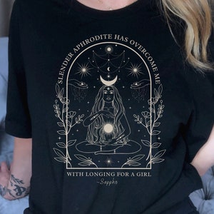 サフィック シャツ 詩人シャツ サッポー T シャツ ダーク アカデミア クロージング 微妙なレズビアン プライド 文学 T シャツ 文学 T シャツ 神秘的なシャツ