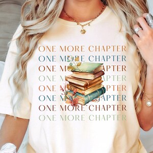 Un capítulo más camisa biblioteca camisa literaria camisa poeta camisa literatura camisa librero camisa de lectura camisa bibliotecaria camisa club de lectura
