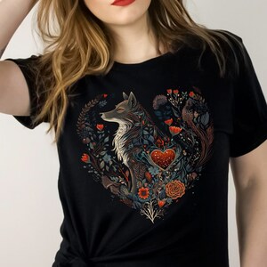 Camisa de lobo floral Camisa Cottagecore Camisa Cottage Core Camisa Cottagecore Ropa Cottagecore Ropa botánica Camisa de arte popular Camiseta del Día de la Tierra