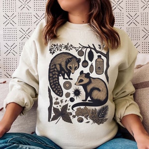 Possum und Waschbär Sweatshirt Opossum Sweatshirt Waschbär Sweatshirt Cottagecore Sweatshirt Cottage Core Shirt Possum Geschenk Waschbär Geschenk
