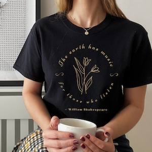 Poet Shirt Shakespeare T Shirt Dark Academia Clothing Bookish Shirts Literary Tee Literature TShirt Librarian Book Club Library T-Shirt