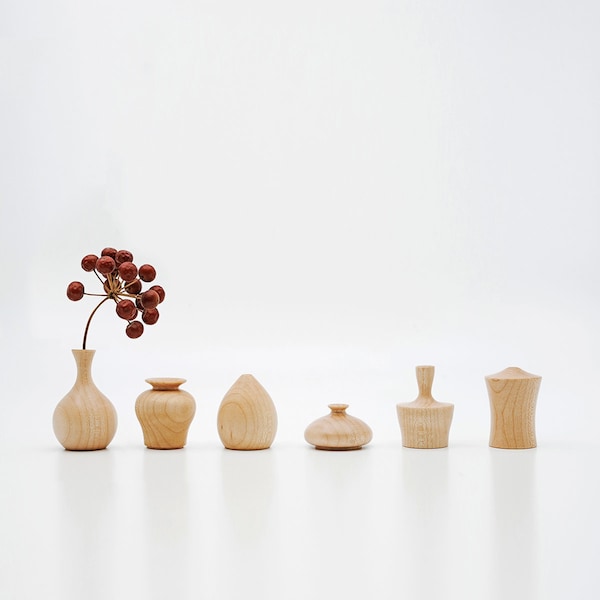 Japanische kleine hölzerne Ikebana Blumenvase, kleine Knospe Vase Blumenarrangement, einzigartiges handgemachtes minimalistisches Wohnkultur Geschenk