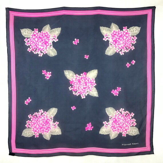 Foulard En Soie HANAE MORI Paris - Occasion - Écharpe De Luxe Multicolore