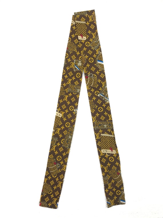 vuitton monogram confidential square scarf