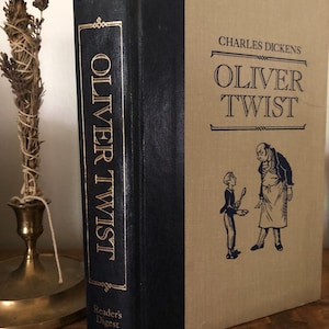 1987 Charles Dickens Oliver Twist  Classic Children&#39;s Novel