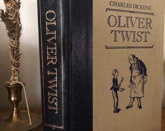 洋書　「Doilies With a Twist 」　ドイリー Amazon | Doilies With a Twist | Kristoffersen, Patricia | Crocheting