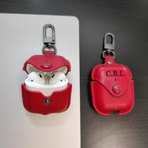 Personalised Red Apple Airpod Case, Protective Case Protector, Engraved and Handmade PU Leather, Customised Airpod Case