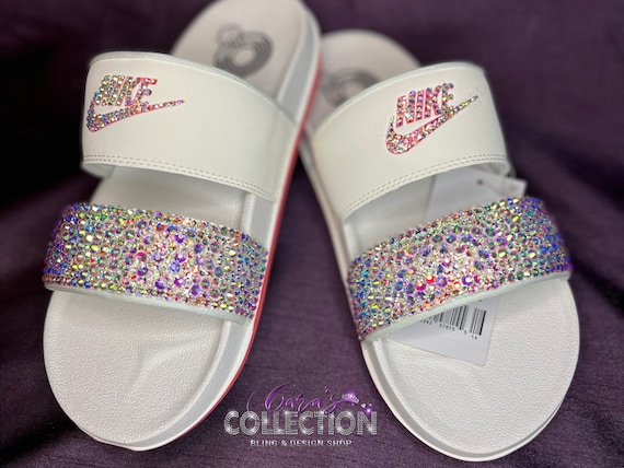 Double strap nike flip flops deals