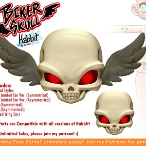 K&ouml;nnte beinhalten: Ein 3D-gedruckter Sch&auml;del mit Fl&uuml;geln, roten Augen und einem zahnigen Grinsen. Der Sch&auml;del ist mit "Biker Skull Kabbit" beschriftet. Der Text "Includes: 4 Head Styles, Skull Jointed Ear Ver. (Symmetrical), Skull Jointed Ear Ver. (Asymmetrical), Skull (Symmetrical), Skull (Asymmetrical), Jointed Wing Ears, All Parts are Compatible with all versions of Kabbit! For Unlimited Sales, please join my patreon! :) Monthly Free Parts? Unlimited sales? Join my Patreon for perks!" ist ebenfalls enthalten.