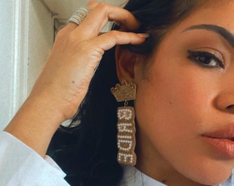 Bride  Beaded Dangle Earrings, aretes de moda Novia, Stud Beaded Earrings, Handmade wedding Earrings.,