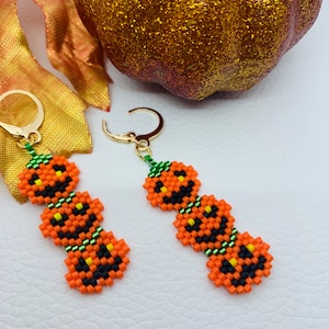 Cute Black Cat earrings,Cat jewelry, Gato negro aretes, Women earrings, Miyuki bead earrings.