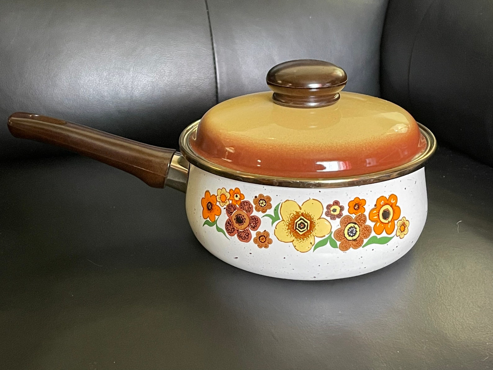 Vintage Mcm Small Pot With Lid Etsy