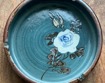 Japanese pottery ashtray, trinket tray by WONY ltd
