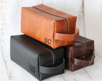 Groomsmen Gifts Set of 1 or 6, Dopp Kit SET, Leather Toiletry Bag, Bestman Gift Set, Personalized Gift for Him with Monogram, Gifts for Men