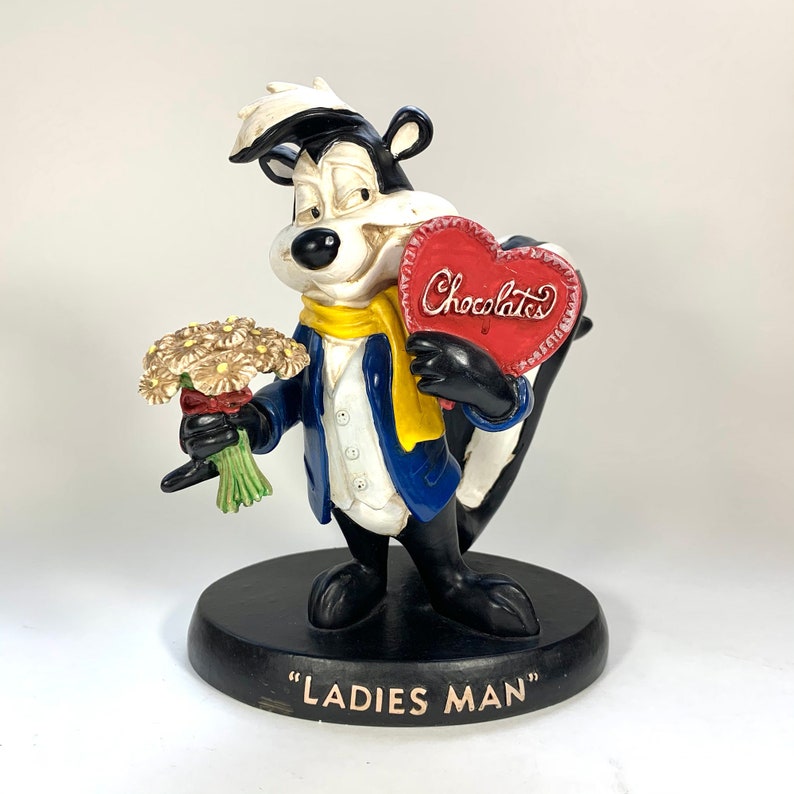 Pepe Le Pew Ladies Man Statue Looney Tunes Etsy