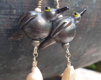 Birds and pearls