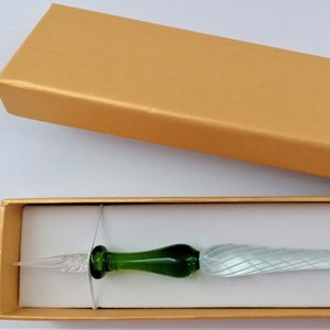 Stylo à encre à plume en verre, plume en verre dans un coffret cadeau D 22 / vert / blanc