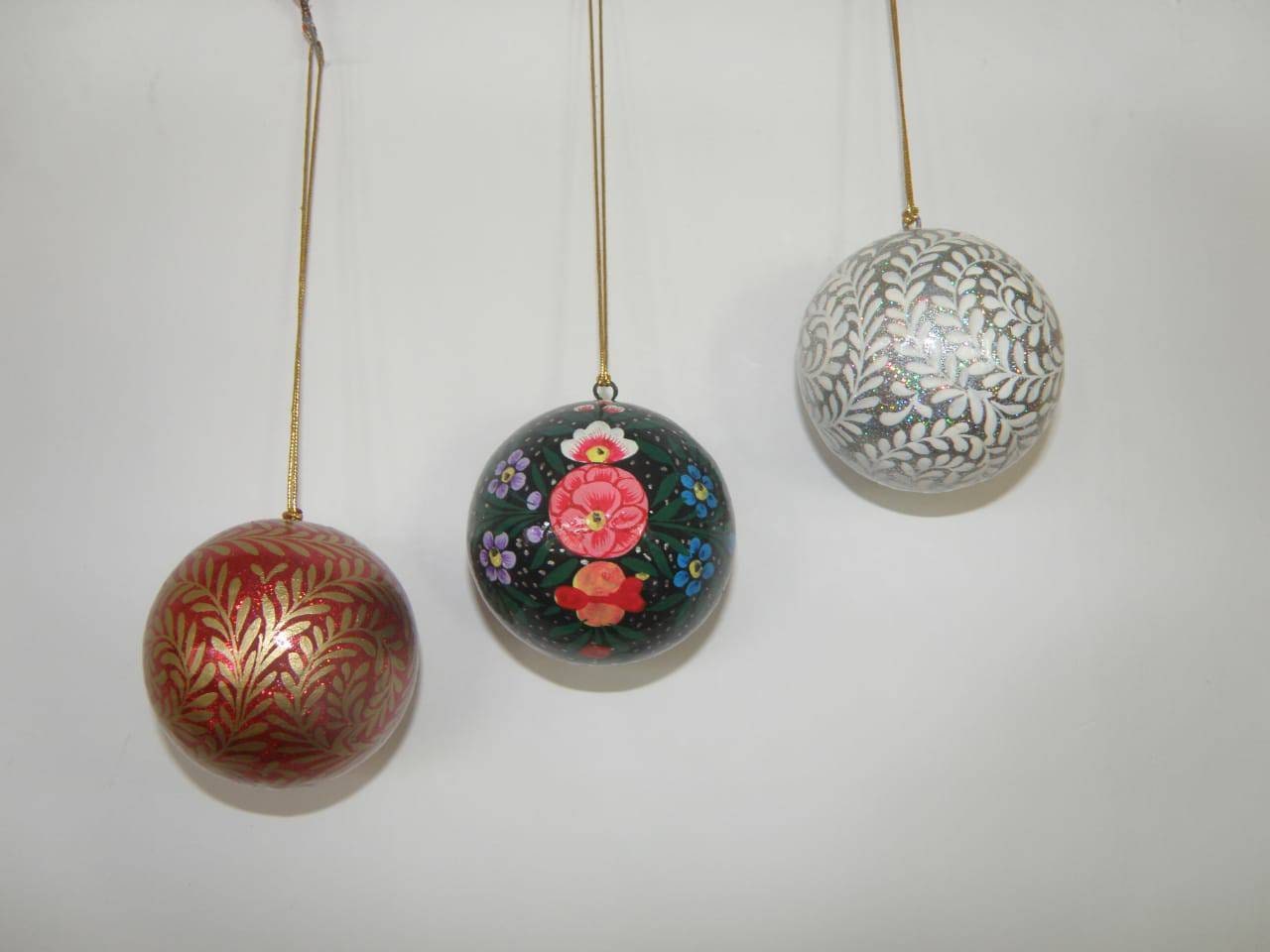 Paper mache hand painted christmas baubles set of 3 home Etsy