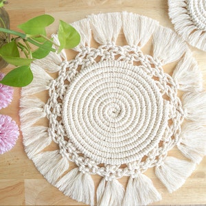Handmade Macrame Placemat: Boho Table Decor with Detailed Trims