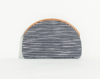 Navy Lines - Cabo Clutch