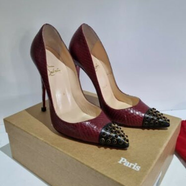 STUNNING Christian Louboutin Cabo Pump 120 Kid Water Snake pompa a perno oro Taglia 6 Eu 39