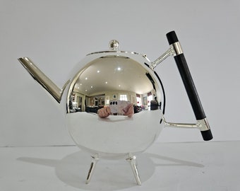 Vintage Christopher Dresser Style verzilverde grote ronde theepot met geëboniseerd handvat