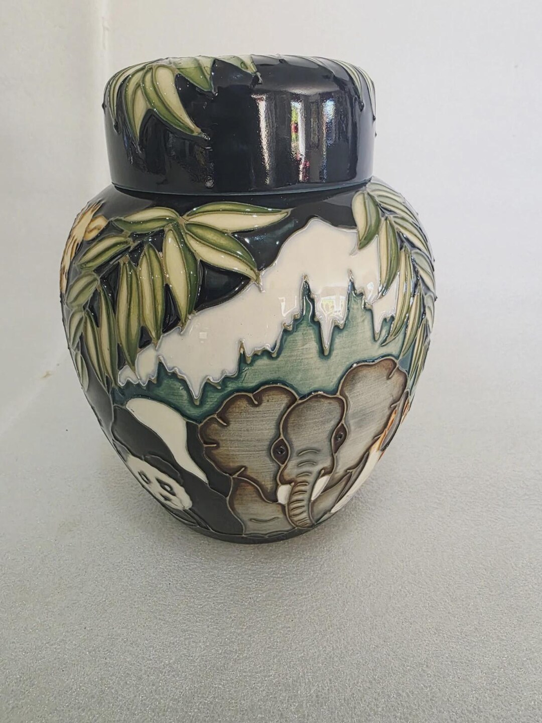 Moorcroft MCC Noah's Ark Ginger Jar Rachel Bishop With Box Circa