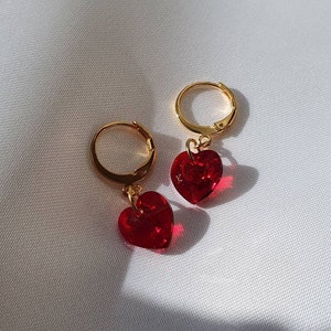 Small minimalist sleeper earrings stainless steel gold heart pendant in red pink or black crystal, Endless Love