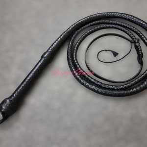 Handmade Cowhide Leather Bullwhip: Indiana Jones Style, 12 Plaits