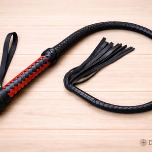 Handmade Leather Flogger Set of 3 – Premium Braided Leather Whips, Top Grain Leather Flogger, Artisan Leather Gift image 3