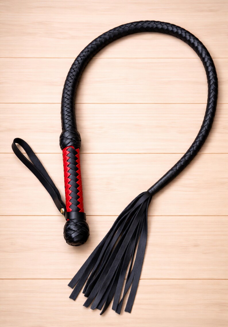 Handmade Leather Flogger Set of 3 – Premium Braided Leather Whips, Top Grain Leather Flogger, Artisan Leather Gift image 8